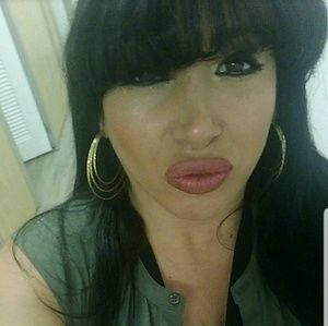 Clothes and accessories